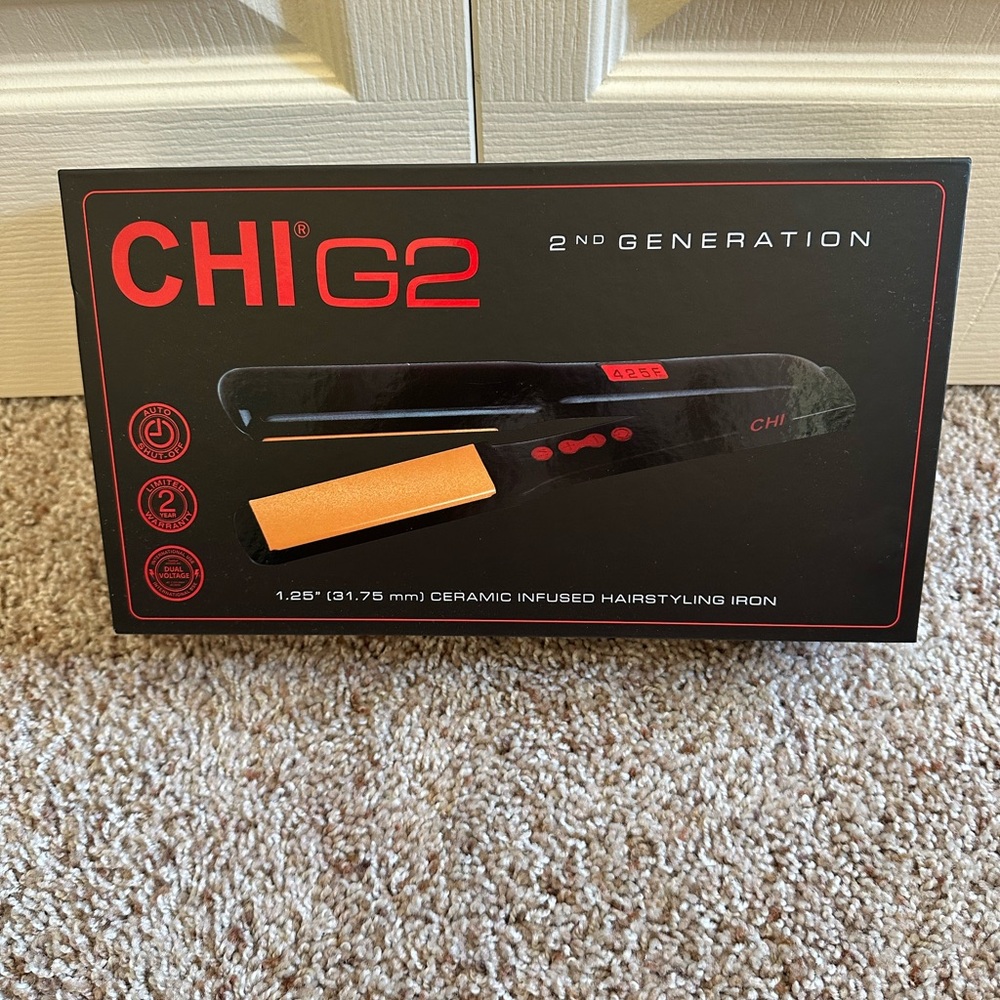 CHI G2 Black and Red Ceramic Hairstyling Iron